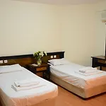 Pinus 3*
